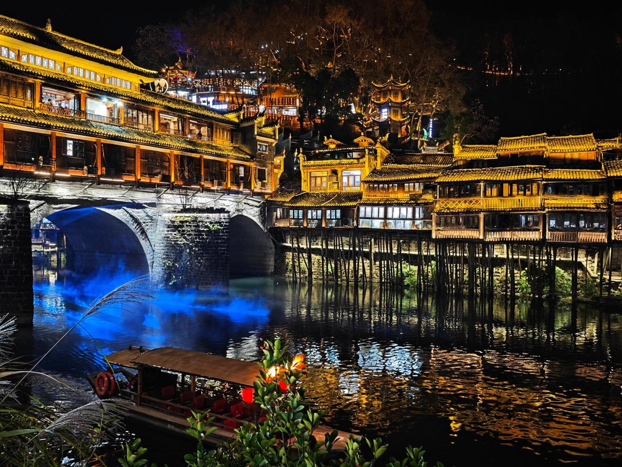 Fenghuang Memory Linjiang Inn 외부 사진