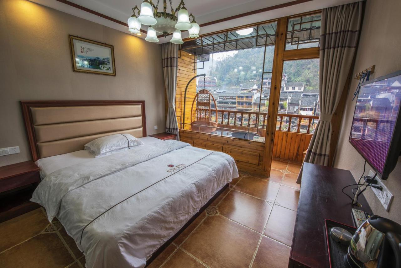Fenghuang Memory Linjiang Inn 외부 사진